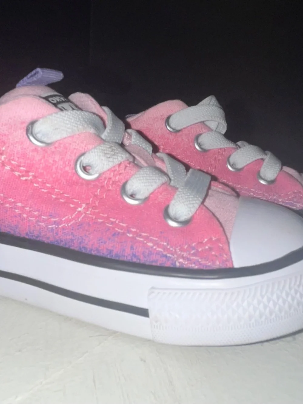 Baby Girl Converse sz c5